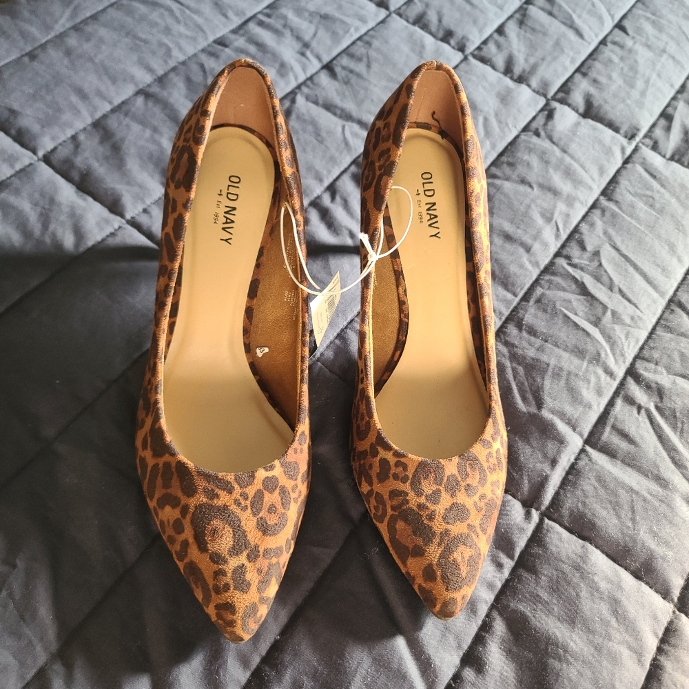 Oldnavy leopard print heels